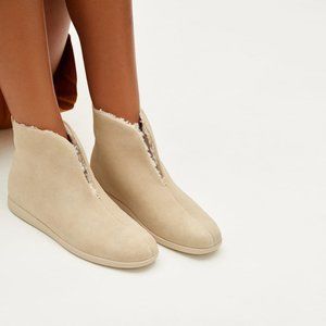 Everlane Slipper Boots Size 7 - New In Box